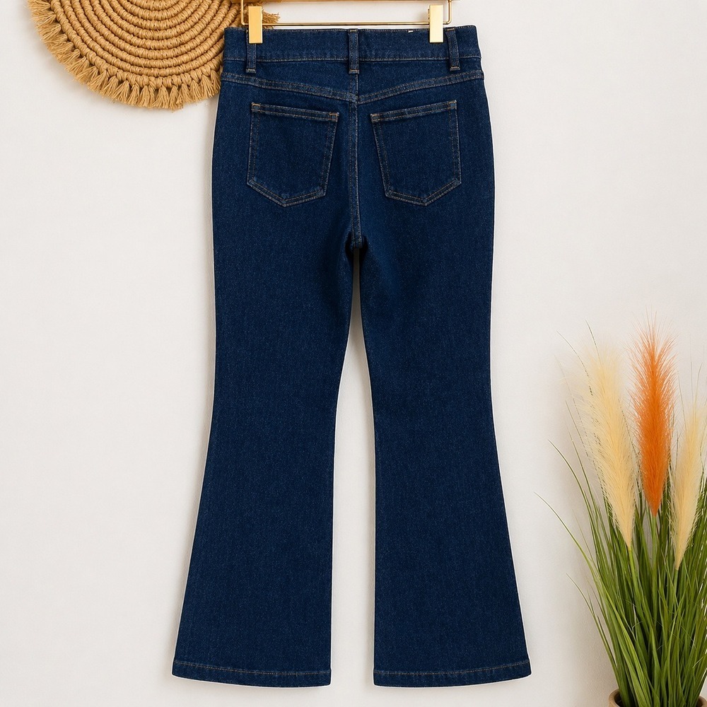 SPANX Original Everywhere High Waist Dark Wash Flare Jeans SZ Medium Minimalist - Picture 3 of 8